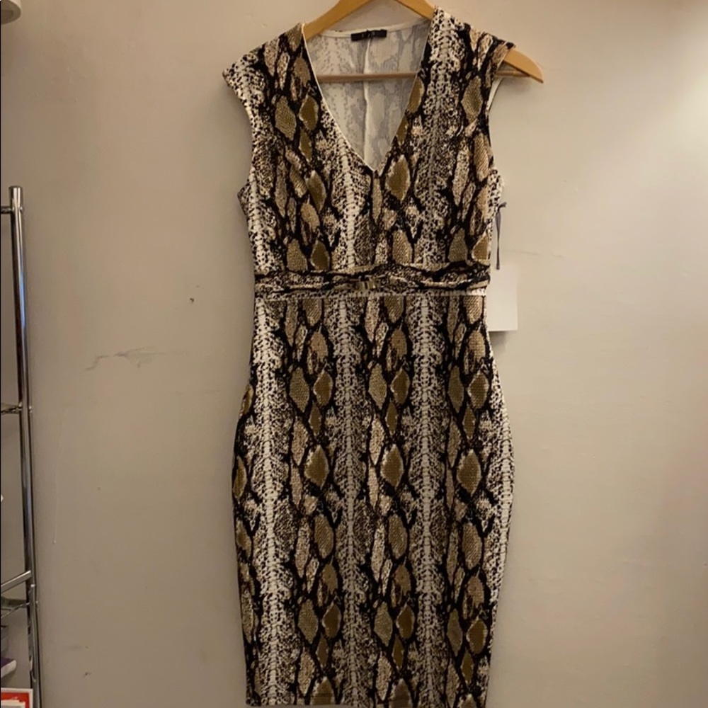Snake print body dress